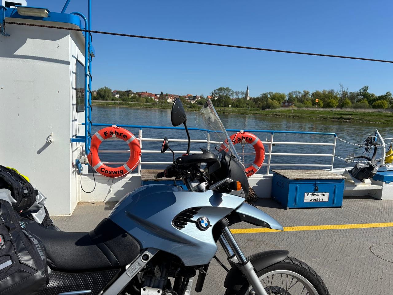 Tag 4 - Vom Töff aufs Boot