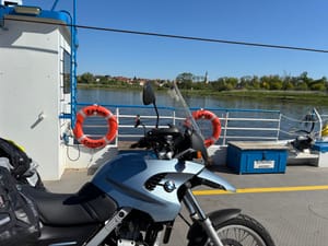 Tag 4 - Vom Töff aufs Boot